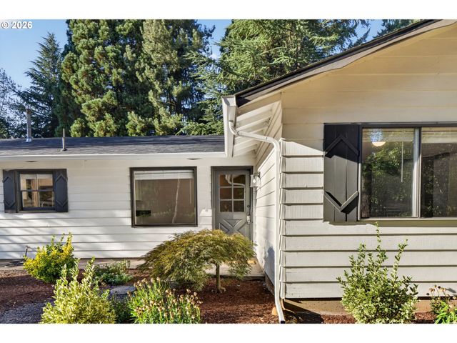 6401 MCEWAN Rd, Lake Oswego, OR 97035