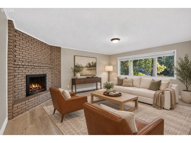 6401 MCEWAN Rd, Lake Oswego, OR 97035