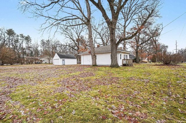 18764 Auten Road, South Bend, IN 46637