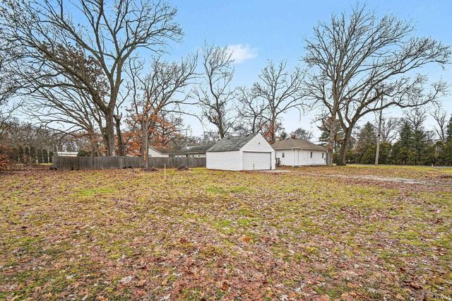 18764 Auten Road, South Bend, IN 46637