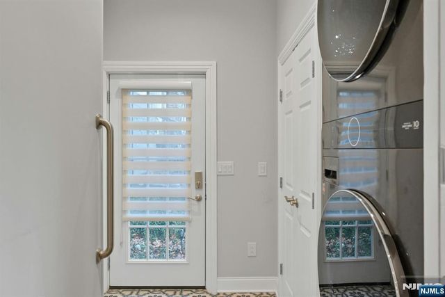 87 Surrey Lane, River Edge, NJ 07661