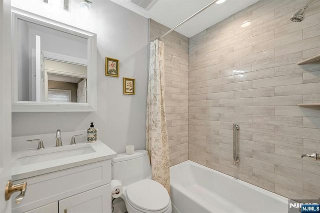 87 Surrey Lane, River Edge, NJ 07661