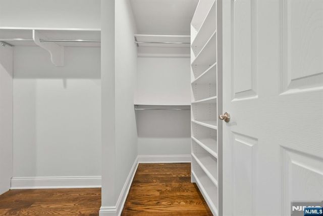 87 Surrey Lane, River Edge, NJ 07661