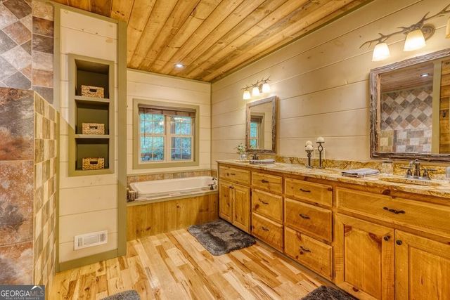 481 Mountain Top Drive, Blue Ridge, GA 30513