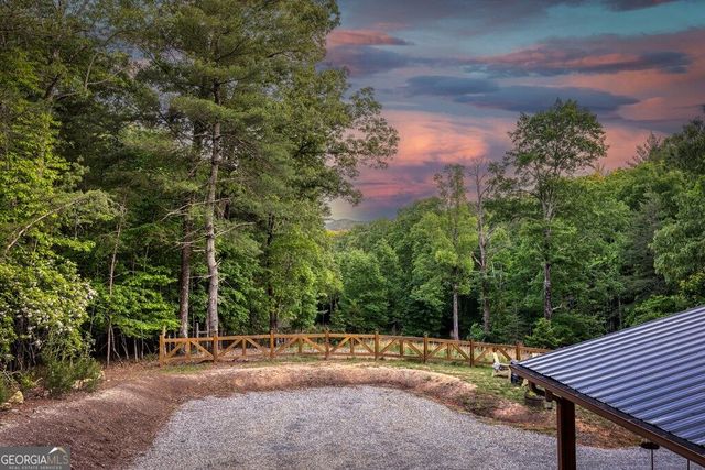 481 Mountain Top Drive, Blue Ridge, GA 30513