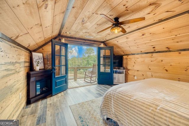 481 Mountain Top Drive, Blue Ridge, GA 30513