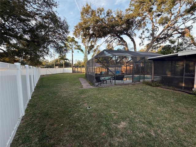 2076 BUTTERNUT CIRCLE W, Clearwater, FL 33763