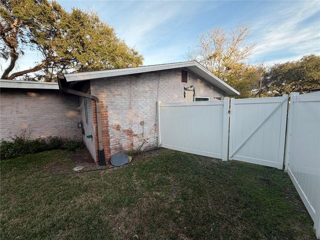 2076 BUTTERNUT CIRCLE W, Clearwater, FL 33763