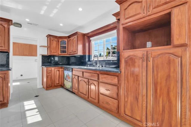 11945 209th, Lakewood, CA 90715