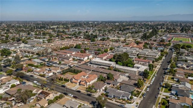 11945 209th, Lakewood, CA 90715