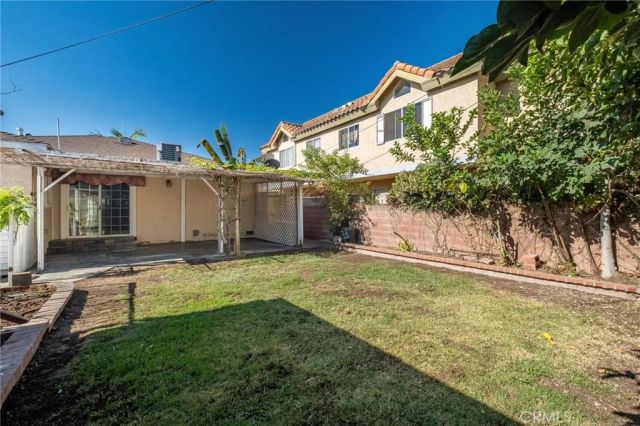11945 209th, Lakewood, CA 90715
