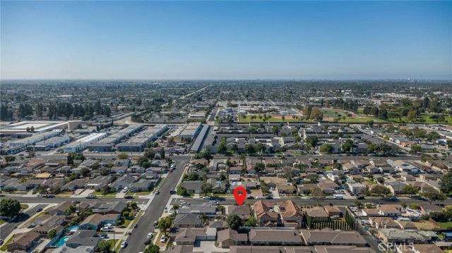 11945 209th, Lakewood, CA 90715