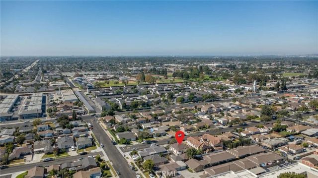 11945 209th, Lakewood, CA 90715