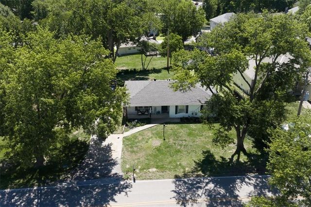 6925 NW Blair Road, Kansas City, MO 64152