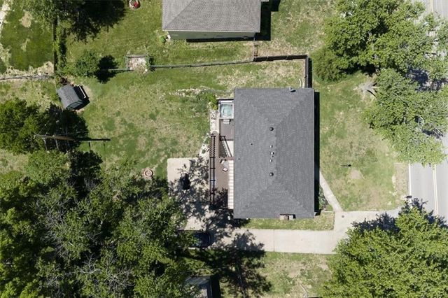 6925 NW Blair Road, Kansas City, MO 64152
