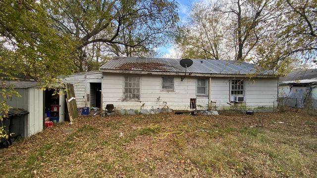 40 W Neagle Avenue, Paris, TX 75460