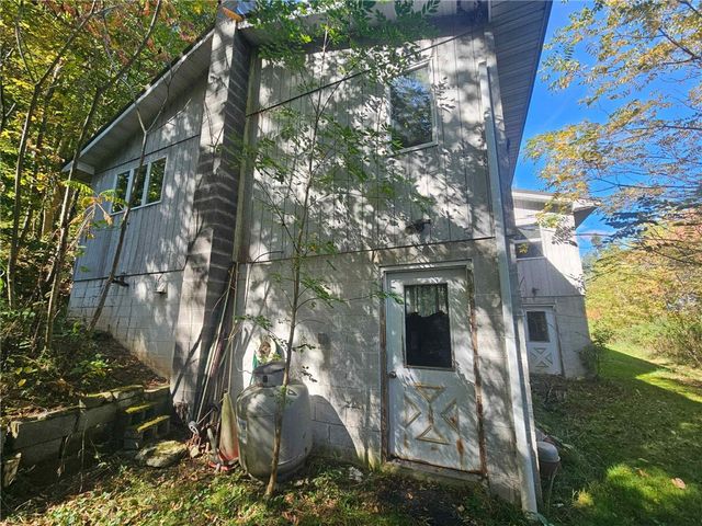 3009 Middle Sodus Road, Lyons, NY 14489