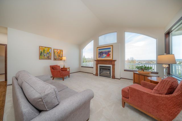 1211 N Lancashire Ln, Liberty Lake, WA 99019