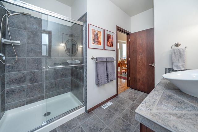 1211 N Lancashire Ln, Liberty Lake, WA 99019