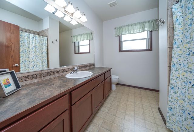 1211 N Lancashire Ln, Liberty Lake, WA 99019