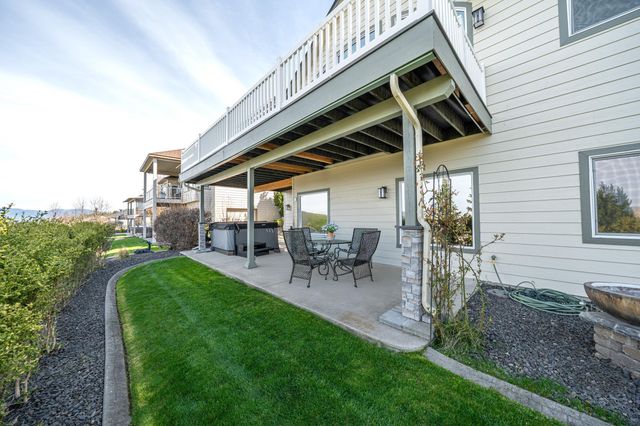 1211 N Lancashire Ln, Liberty Lake, WA 99019