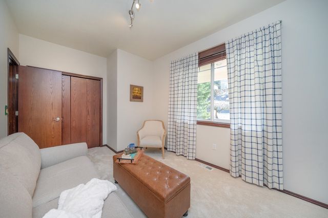 1211 N Lancashire Ln, Liberty Lake, WA 99019