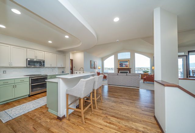 1211 N Lancashire Ln, Liberty Lake, WA 99019