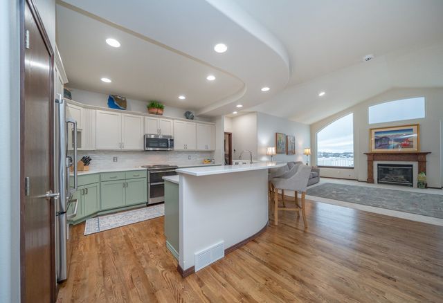 1211 N Lancashire Ln, Liberty Lake, WA 99019