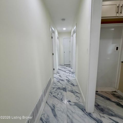 5403 Wethe Ct, Louisville, KY 40291