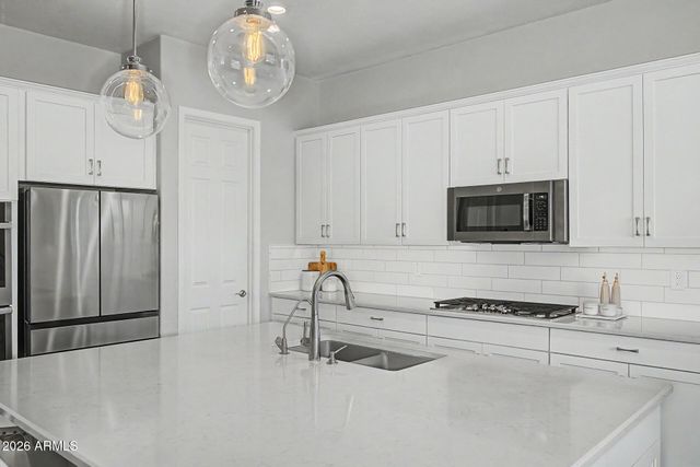 11590 W ANDREW Lane, Peoria, AZ 85383