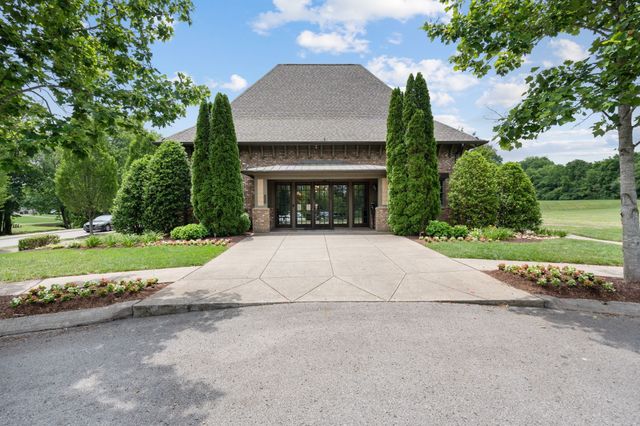 3833 Somers Ln, Thompsons Station, TN 37179