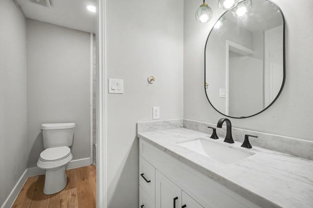1021 27th Street, Dickinson, TX 77539