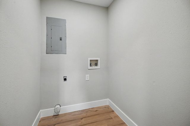 1021 27th Street, Dickinson, TX 77539