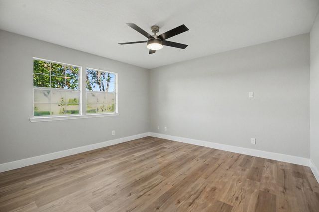 1021 27th Street, Dickinson, TX 77539