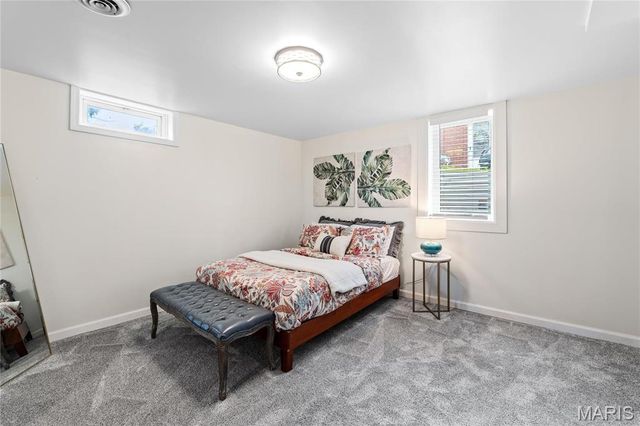 8019 Gramond Drive, St Louis, MO 63123