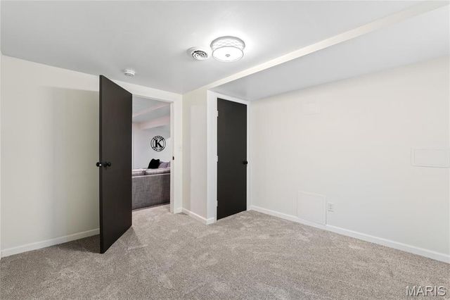 8019 Gramond Drive, St Louis, MO 63123