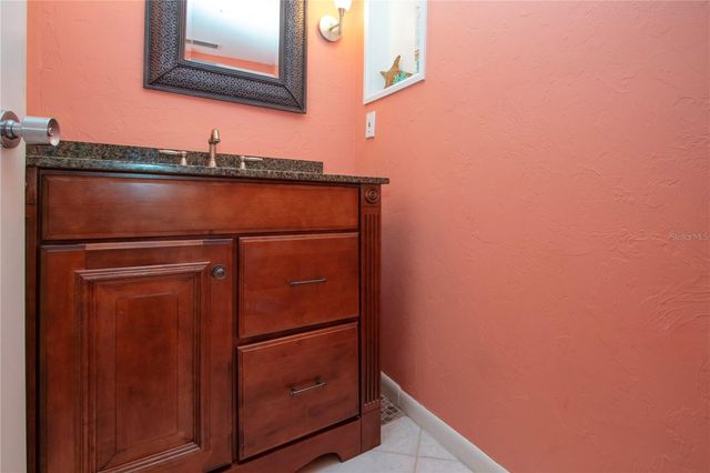 1500 COVE II PLACE 524, Sarasota, FL 34242