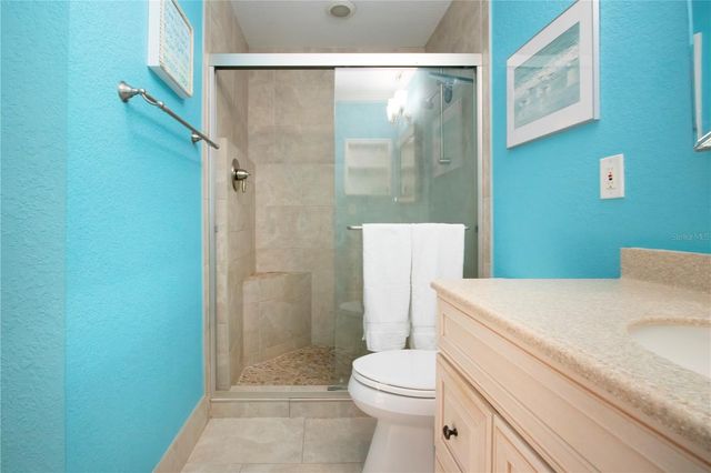 1500 COVE II PLACE 524, Sarasota, FL 34242