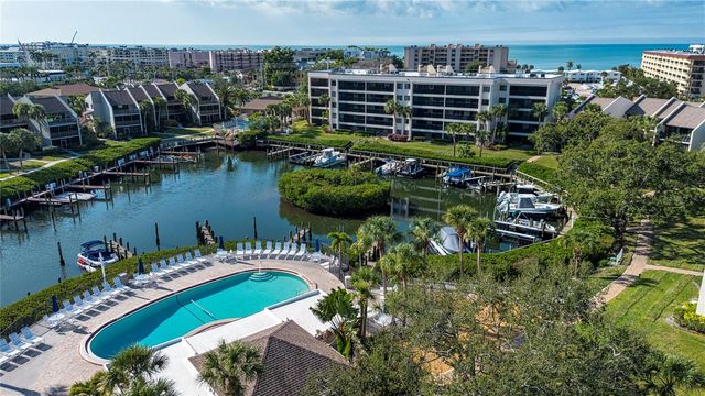 1500 COVE II PLACE 524, Sarasota, FL 34242