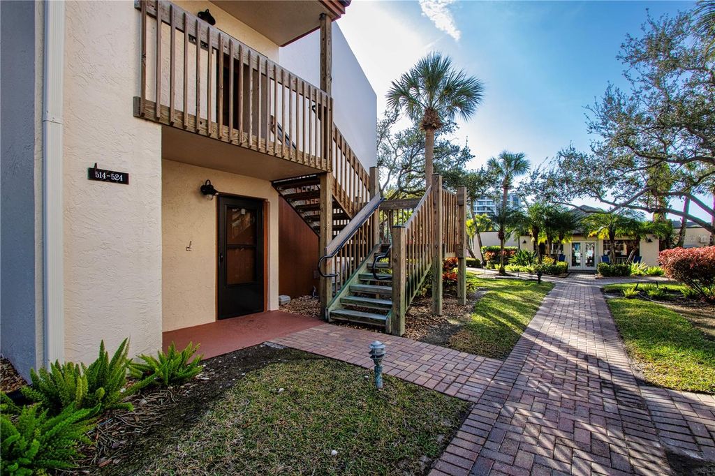 1500 COVE II PLACE 524, Sarasota, FL 34242