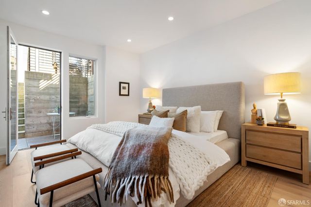 25 Brompton Avenue, San Francisco, CA 94131