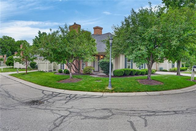 3179 Orchard Way, Westlake, OH 44145