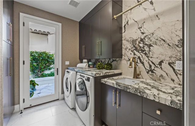 12 Tasman Sea, Newport Coast, CA 92657
