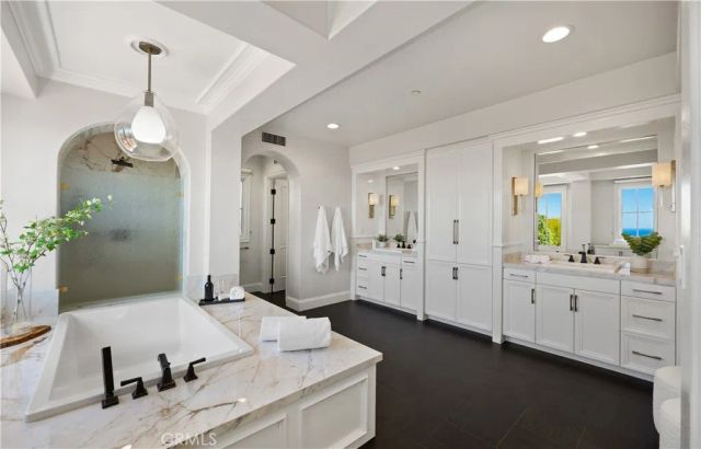 12 Tasman Sea, Newport Coast, CA 92657