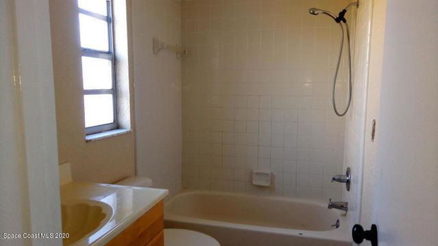 363 Comet Avenue SE, Palm Bay, FL 32909