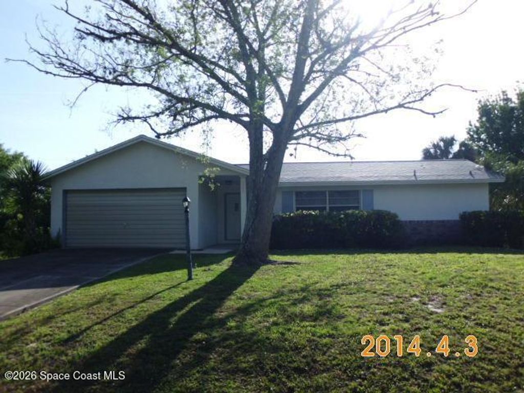 363 Comet Avenue SE, Palm Bay, FL 32909