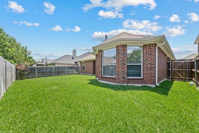 4633 Dwarf Nettle Drive, Fort Worth, TX 76244