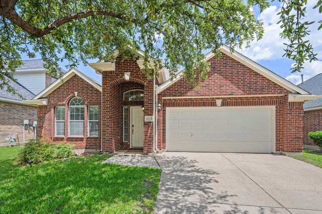4633 Dwarf Nettle Drive, Fort Worth, TX 76244