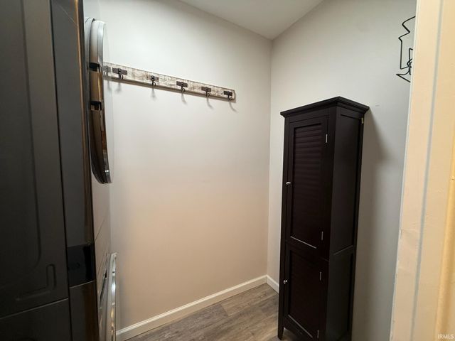 1120 Crawford B, Bedford, IN 47421