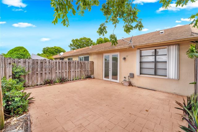 6742 NW 188th Ter 6742, Hialeah, FL 33015